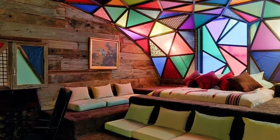 Themed Art Hotels